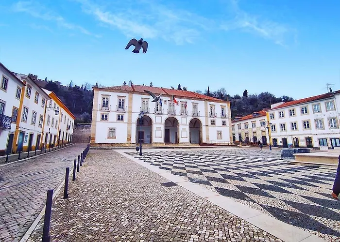 Castelo De Bode Monte Do Valinho Country House With Private Pool And Panoramic Views Alverangel