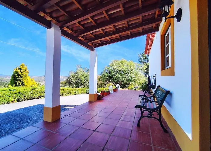 度假居 Castelo De Bode Monte Do Valinho Country House With Private Pool And Panoramic Views Alverangel