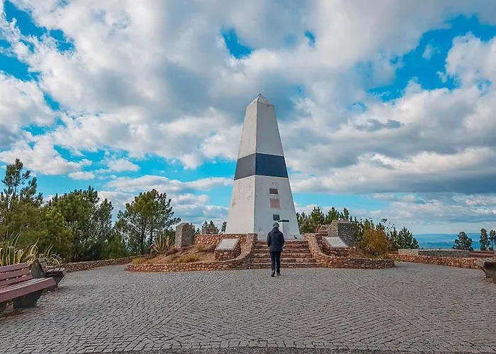 Castelo De Bode Monte Do Valinho Country House With Private Pool And Panoramic Views 度假居